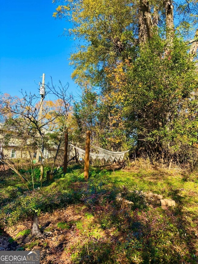 Building Photo - 75 Arch St