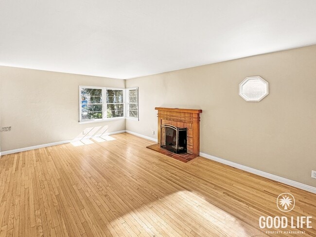 Building Photo - Price Reduced! 3-Bedroom Anaheim Home Featuring Private Backyard & 2 Car Garage