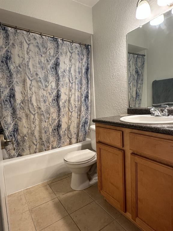 Building Photo - 10325 Carrollwood Ln