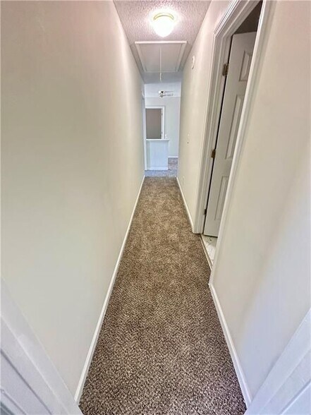 Building Photo - 3635 Spring Mesa Dr SW