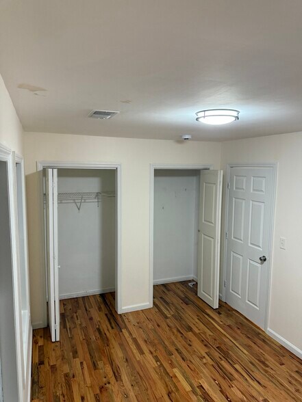 Building Photo - 14 12th Ave