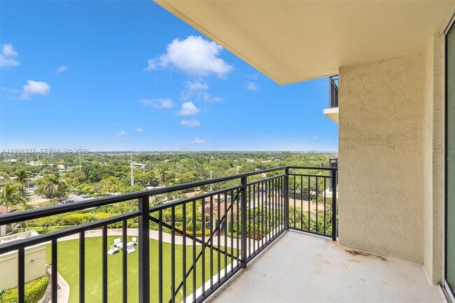 Building Photo - 610 W Las Olas Blvd