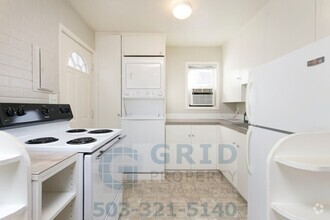 Building Photo - GPM106 - NE Monroe Ave (T2)
