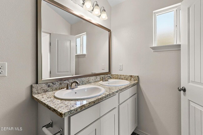 Building Photo - 12553 Cayo Norte Dr