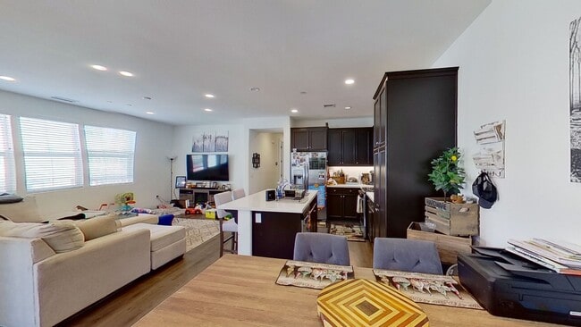 Building Photo - 2bd/2ba Townhome in Vineyard Village HOA