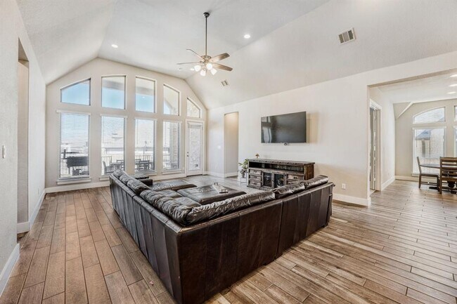 Building Photo - 505 Trout River Rd