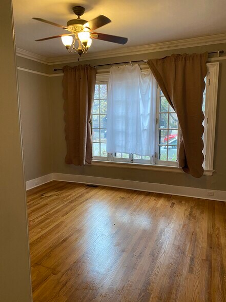 Living Rm 6ft of windows - 366 Hudson Ave