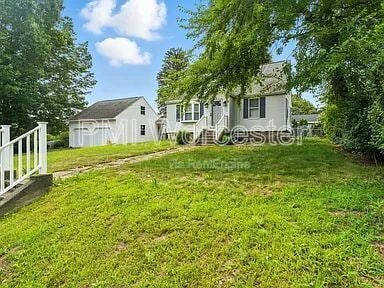 Building Photo - 178 Massasoit Rd