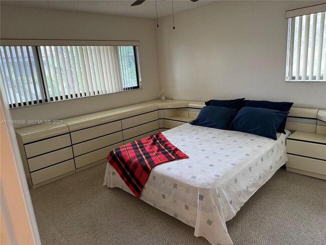 Building Photo - 10419 E Clairmont Cir