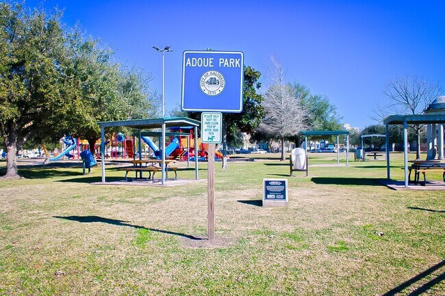 Building Photo - 1101 Church St