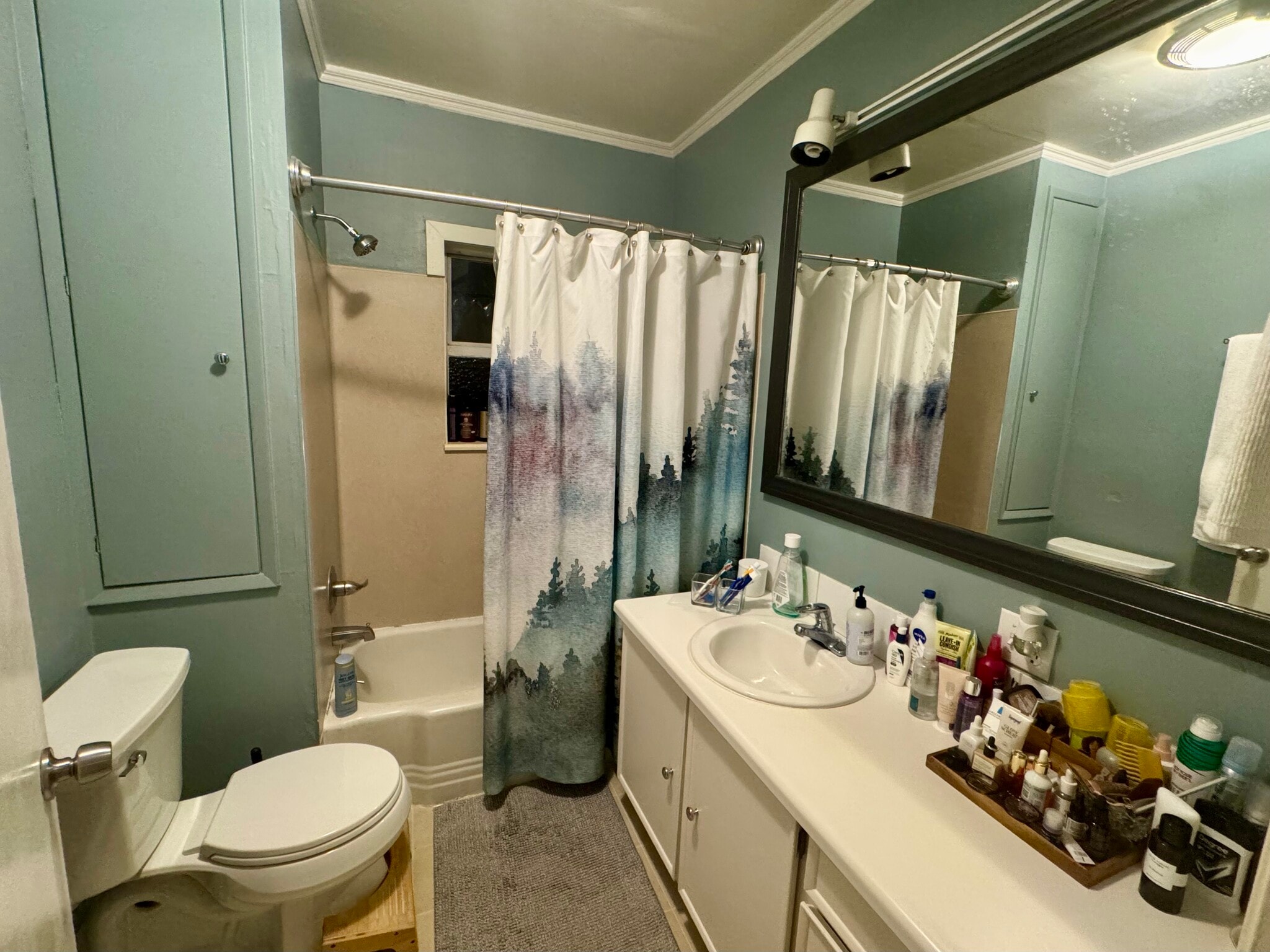 Building Photo - 4332 Eastern Ave N