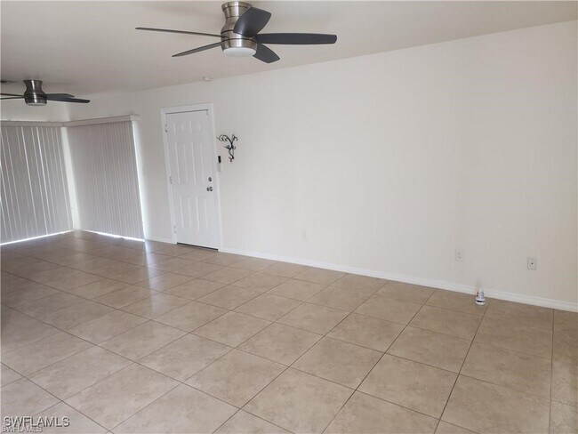 Building Photo - 1329 Torreya Cir