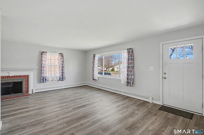 Building Photo - 41 Sunnybrook Bend