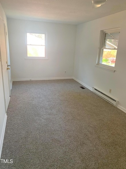 Building Photo - 1314 Hearthside St