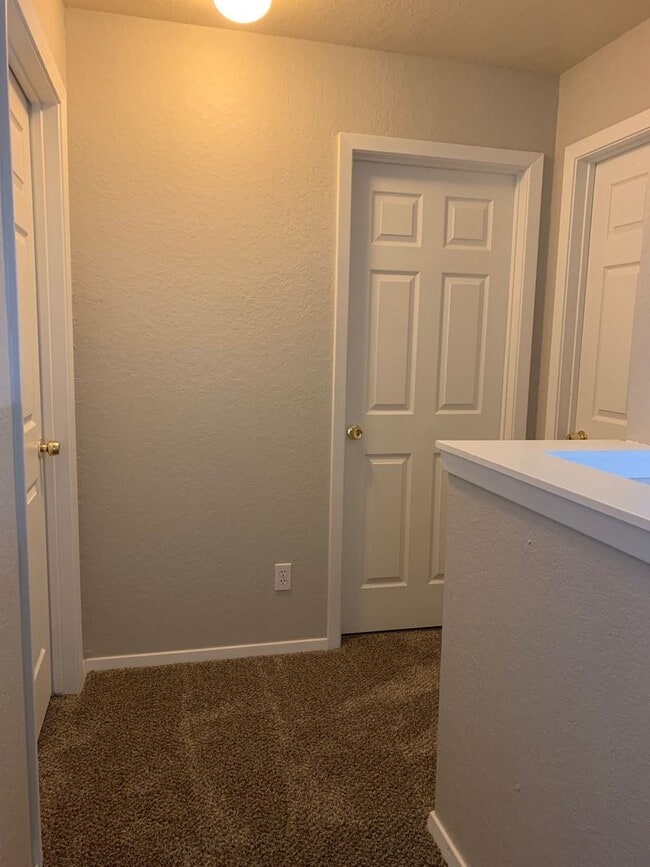 Building Photo - 2206 Pennsylvania Ave