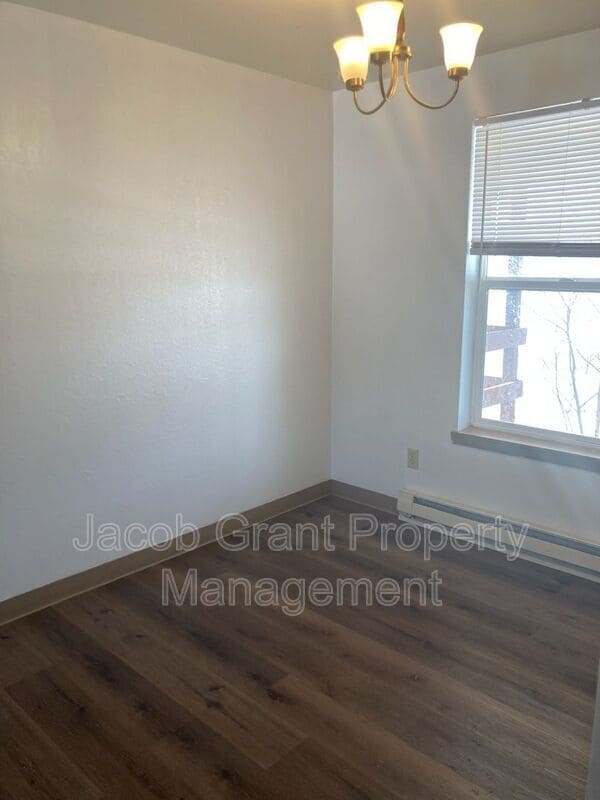 Building Photo - 5029 Walker Ave
