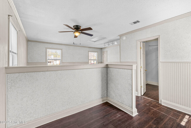 Building Photo - 112 Dayrell Dr