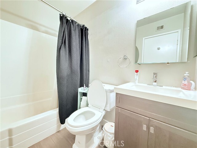 Building Photo - 1525 Walnut Leaf Dr