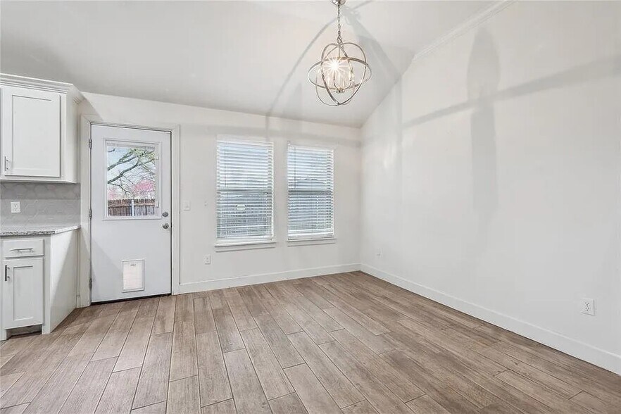 Dining Space - 14990 NE 2nd St