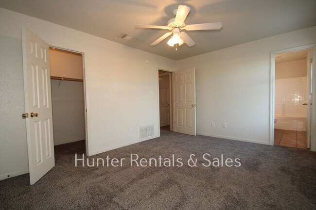 Building Photo - 3803 Littleleaf Ct