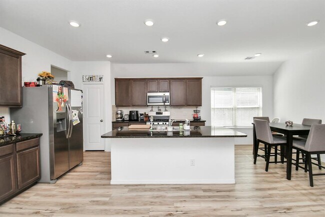 Building Photo - 16114 Long Boat Ct