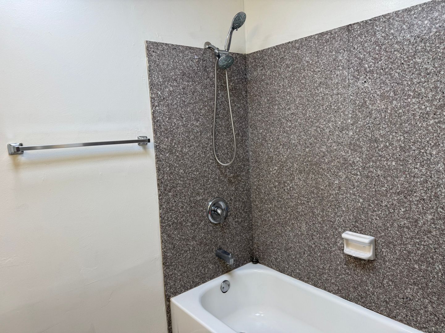 Building Photo - 4541 E San Francisco Blvd