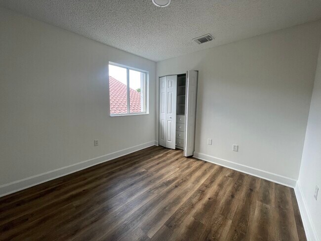 Building Photo - 13335 SW 144th Ter