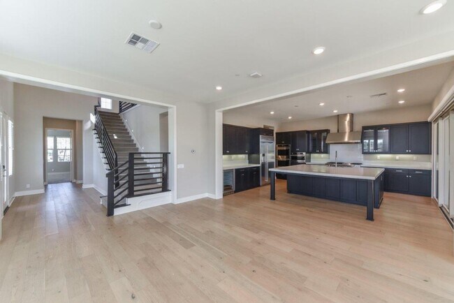 Building Photo - 4bd/4.5ba Single Family House w/ VIEW Gated Community Altair Irvine for rent
