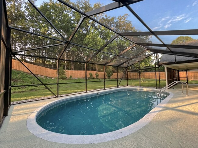 Building Photo - FOR RENT pool home, 3 bed 2 bath in The Quarries