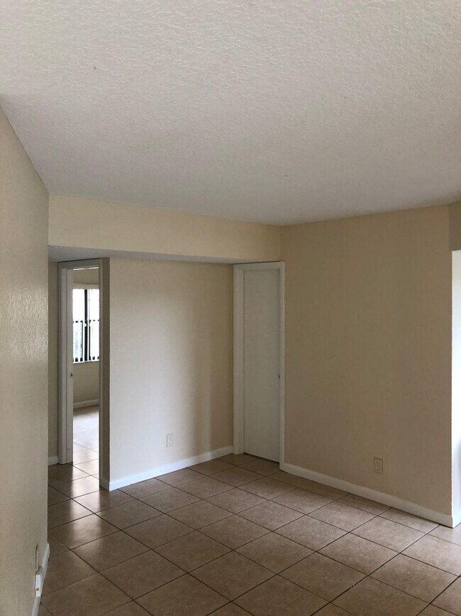 Interior Photo - 11620 NW 26th Ct