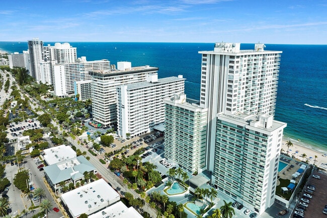 Building Photo - 3900 Galt Ocean Dr