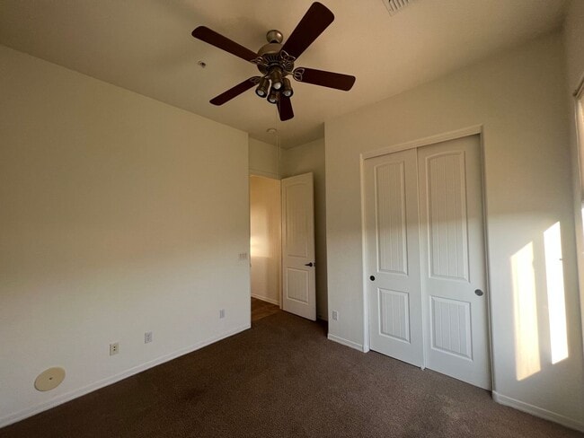 Building Photo - Unfurnished, 1-year long-term rental