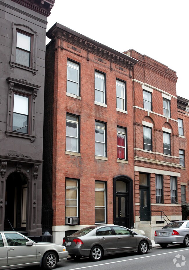 Building Photo - 906 N Calvert St