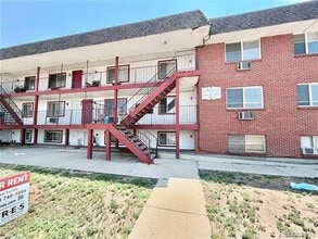 Building Photo - 1080 S Eliot St