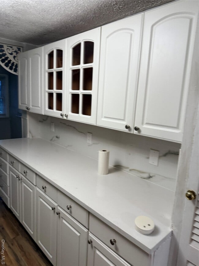 Building Photo - 18 Leach St