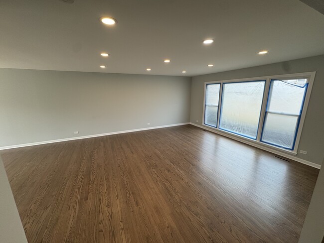 Building Photo - 1705 Central Ave