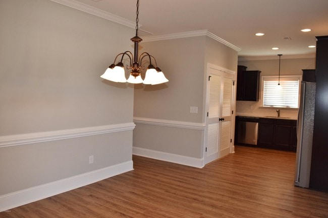 Building Photo - 3801 Nantucket Rd