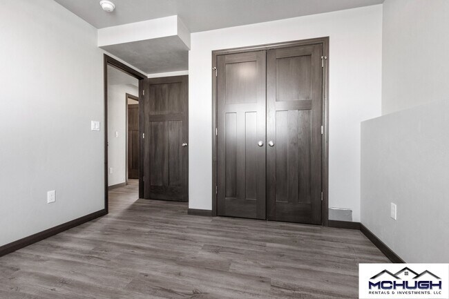 Building Photo - 3677 E Rubyred Dr