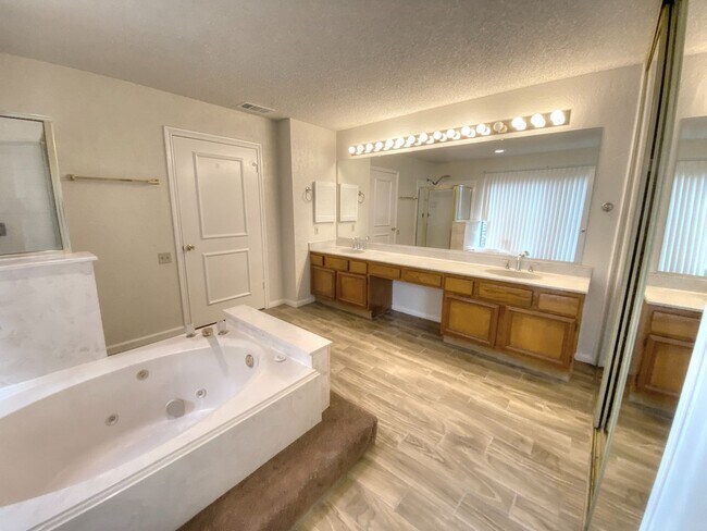 Building Photo - CHEP18