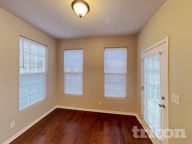 Building Photo - 1741 Timber Cove Ct