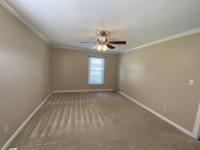 Building Photo - 4251 Frog Level Rd