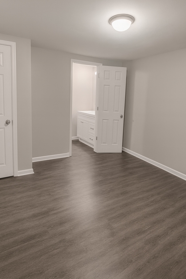 Building Photo - 3959 Spencer Cir
