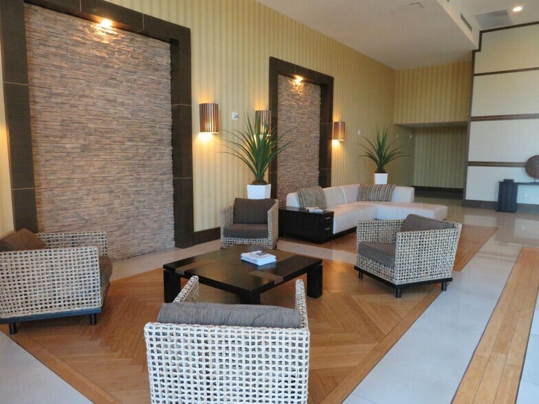 Building Photo - 4242 NW 2nd St