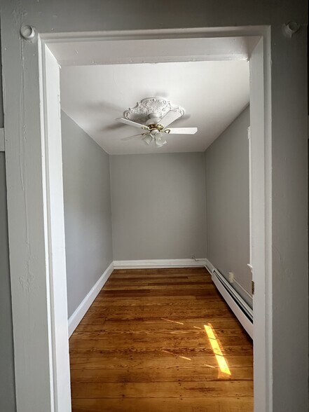 Building Photo - 135 Nonantum St