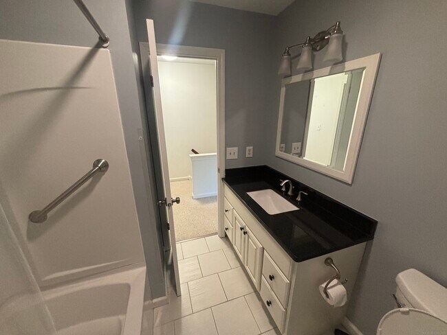 Building Photo - 148 Conestoga Way