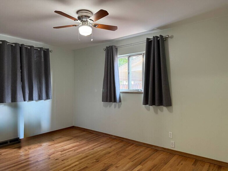 Building Photo - 1231 S Marshall St