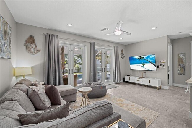 Building Photo - 279 Avalon Rd