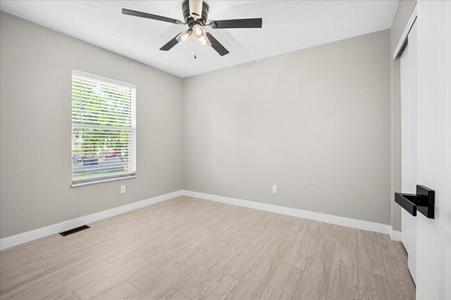 Building Photo - 779 Boca Raton Dr