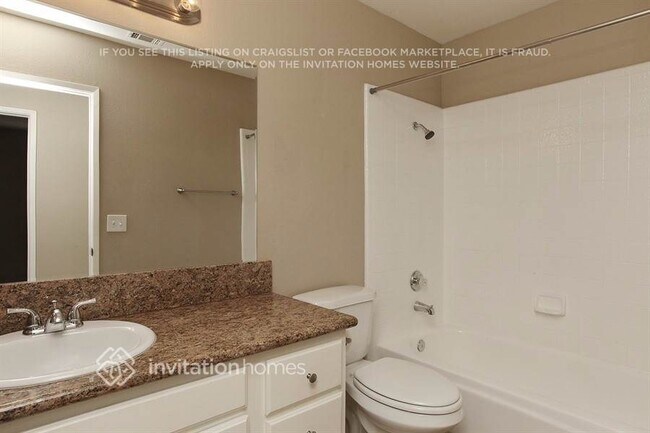 Building Photo - 10533 Gramercy Pl