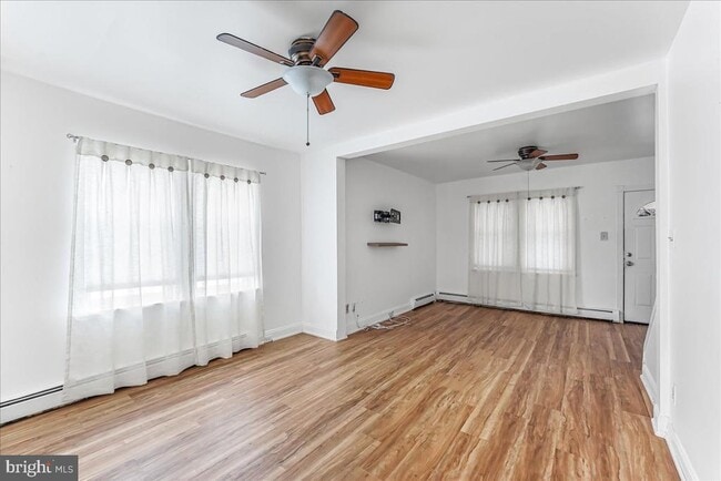 Building Photo - 632 Taylor Ave